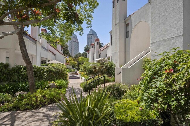 Building Photo - 701 Kettner Blvd
