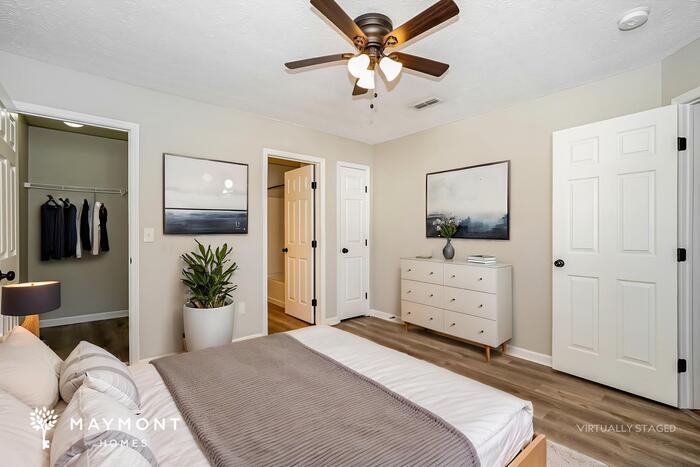 Building Photo - 3974 Eminence Ln