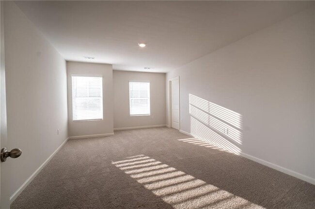 Building Photo - 25 Stoneybrook Dr