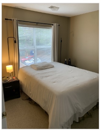 Master bed - 900 Taylor St