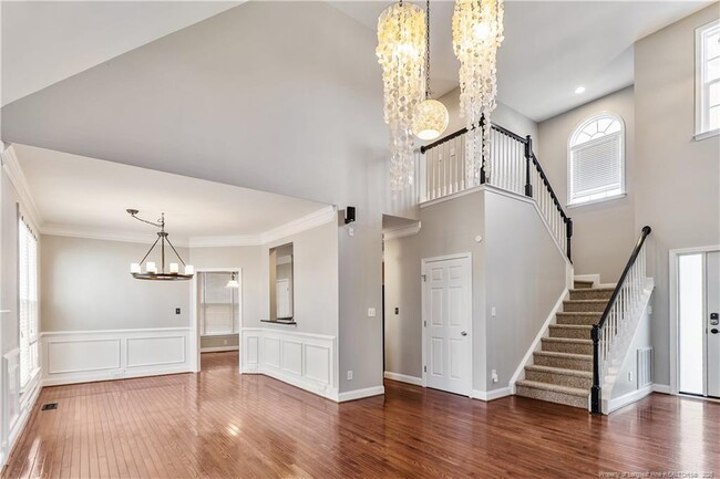 Building Photo - 136 Cottswold Ln