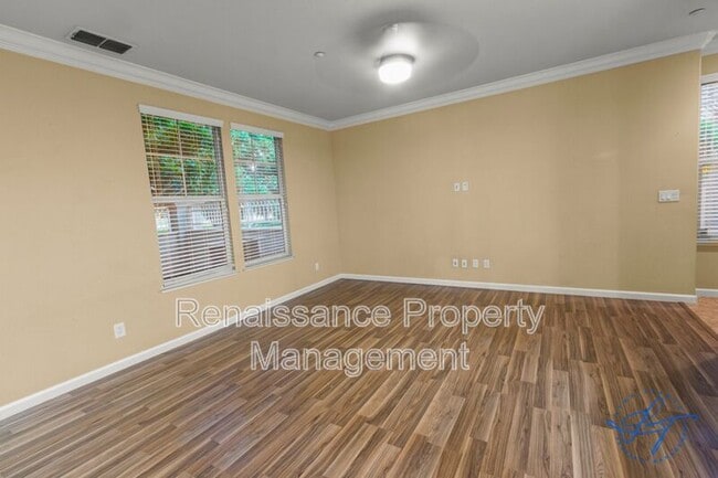 Building Photo - 194 S Veracruz Pl