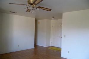Building Photo - Lake California Home