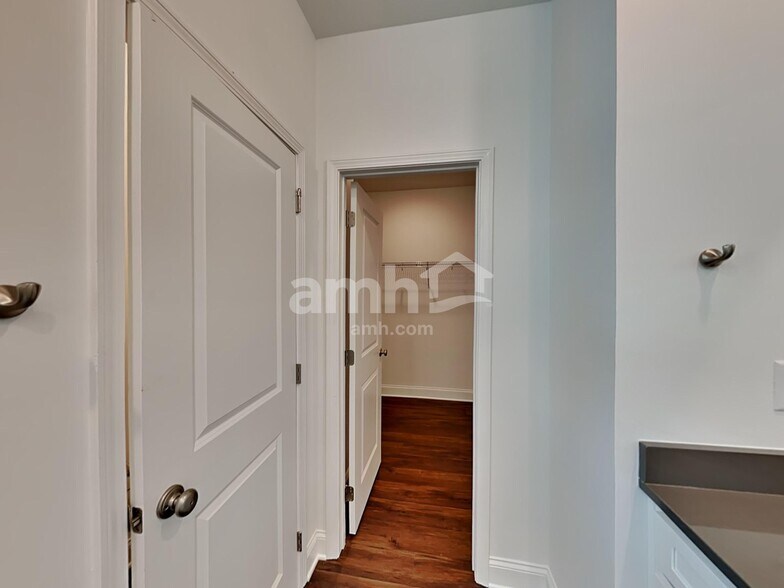 Building Photo - 4947 Pebble Bridge Wy