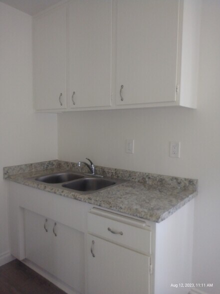 Building Photo - 11290 Ohio Ave