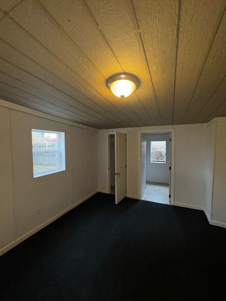 Building Photo - 2509 Olivewood Ave