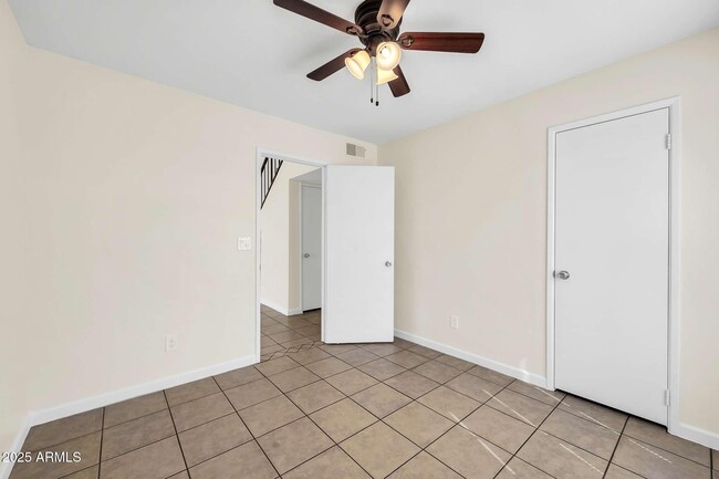 Building Photo - 20824 N 21st Ave