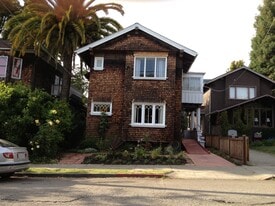 Building Photo - 2615 Parker St