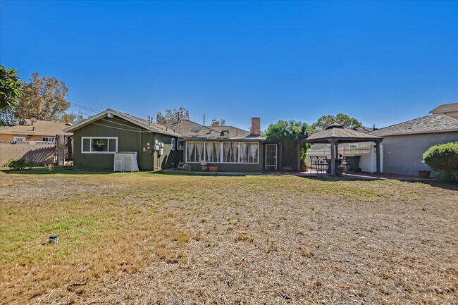 Building Photo - 9239 Bonavista Ln