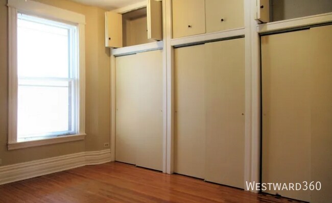 Building Photo - 420 N Marion St