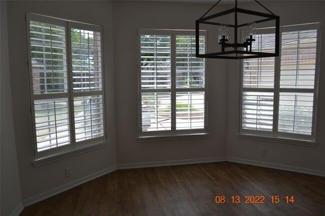 Building Photo - 4007 Sand Terrace Dr