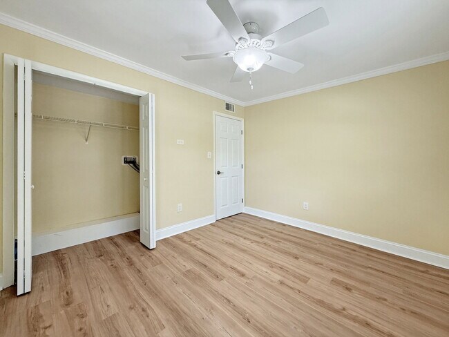 Building Photo - 4533 Marine Pkwy