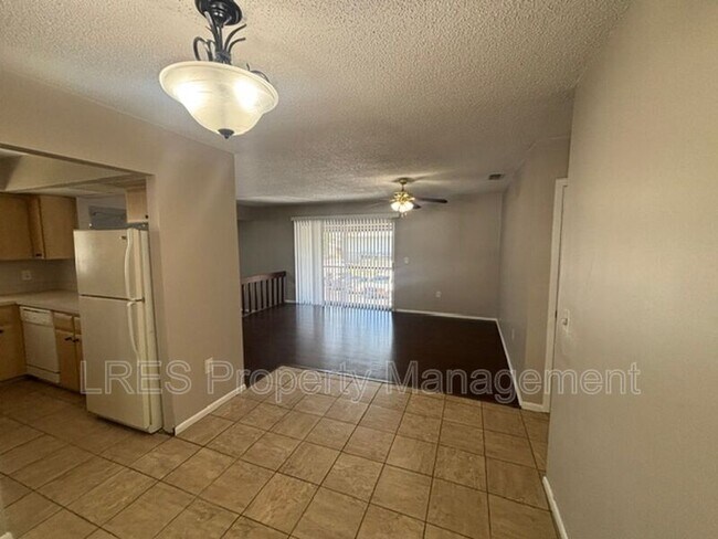 Building Photo - 4564 Pheasant Run Dr