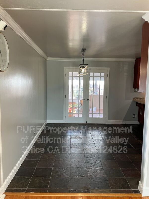 Building Photo - 2607 Erskine Ln