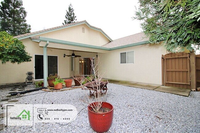 Building Photo - 1720 Capistrano Walk