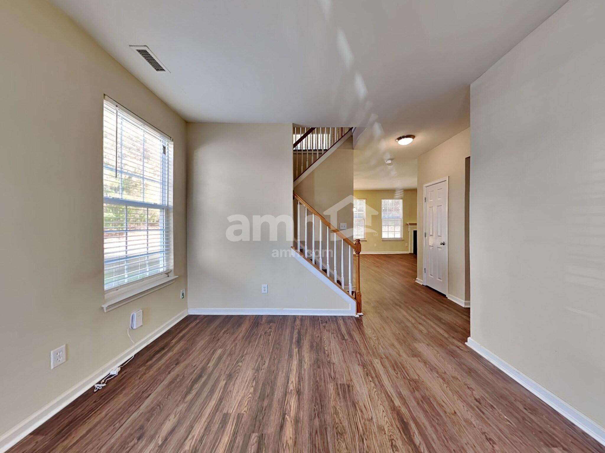 Building Photo - 5716 Running Fox Ln