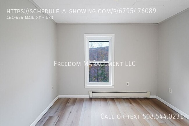 Building Photo - 464-474 Main St-470