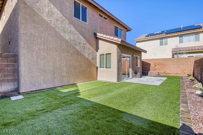 Building Photo - 10230 Lupine Meadow Dr