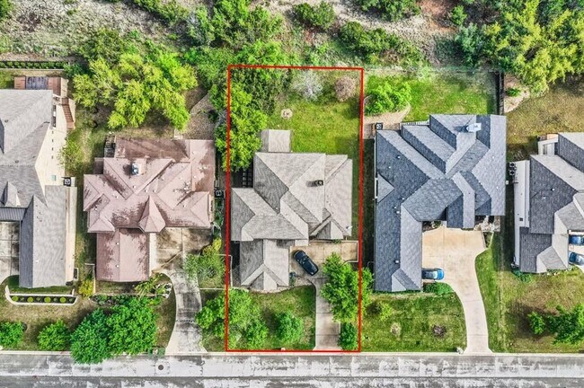 Building Photo - 15104 Barrie Dr