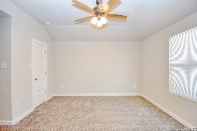 Building Photo - 8307 V. Pisa