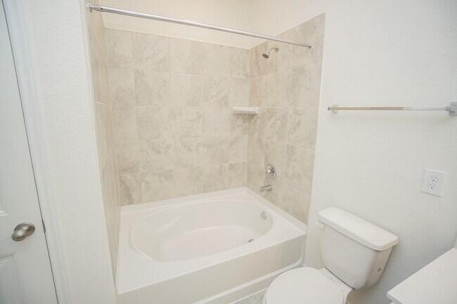 Building Photo - 20615 Teakwood Fields Ln