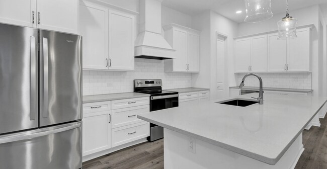 Building Photo - Lot 19
