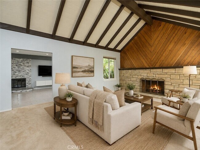 Building Photo - 8471 Vine Valley Dr