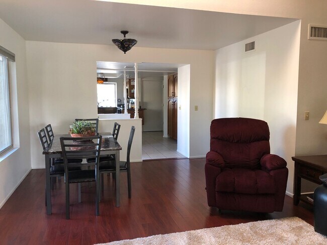 Building Photo - Available from May to November 2026!  Lovely Waterfront Home in 45+ Active Adult Resort Community...