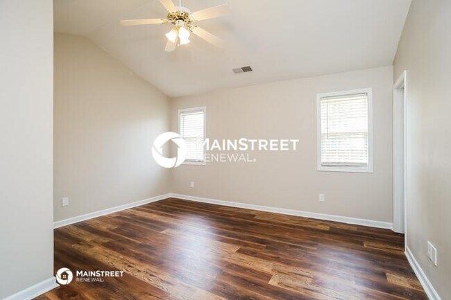 Building Photo - 3 Bedroom Pet-Friendly Home in CARTERSVILL...