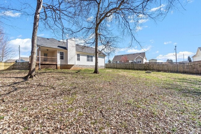 Building Photo - 3832 Cannondale Dr