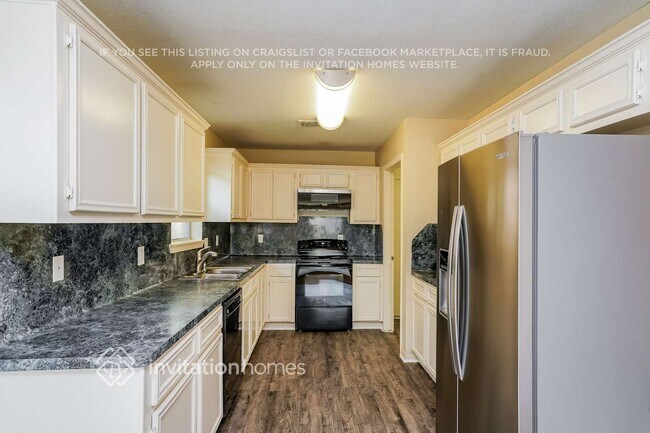 Building Photo - 6902 Fawn River Dr