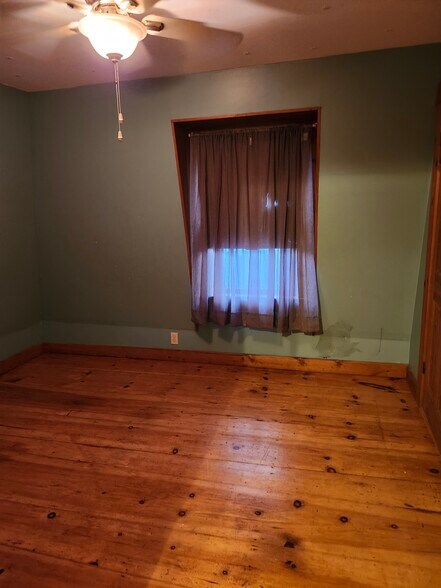 bedroom 1 - 323 Village St