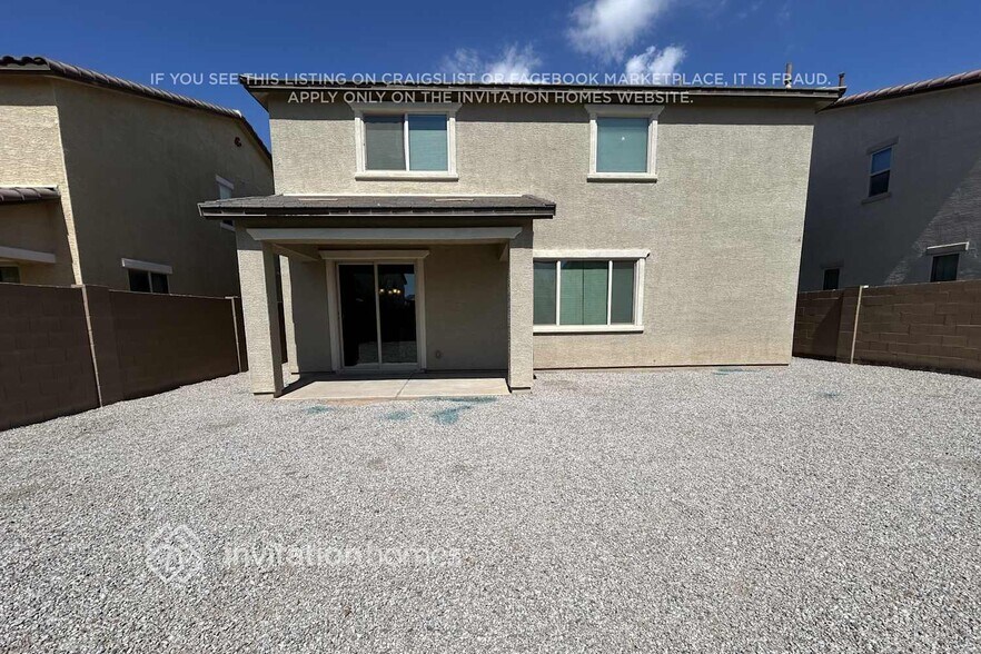 Building Photo - 10229 W Marguerite Ave
