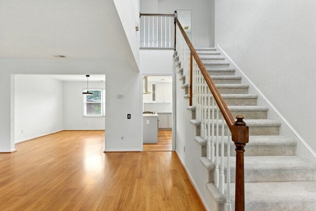 Building Photo - 3077 Silver Maple Dr