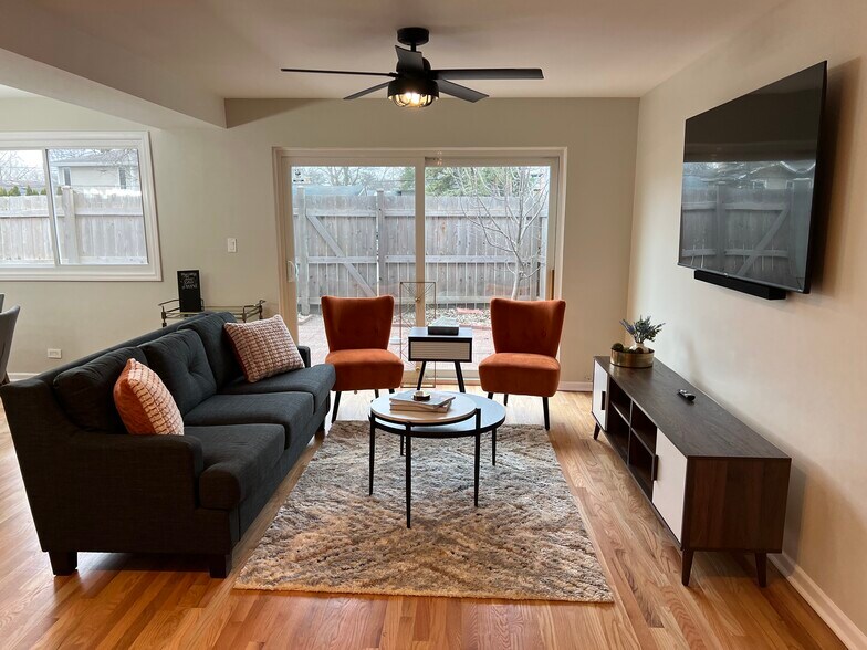 Building Photo - 725 Hibbard Rd