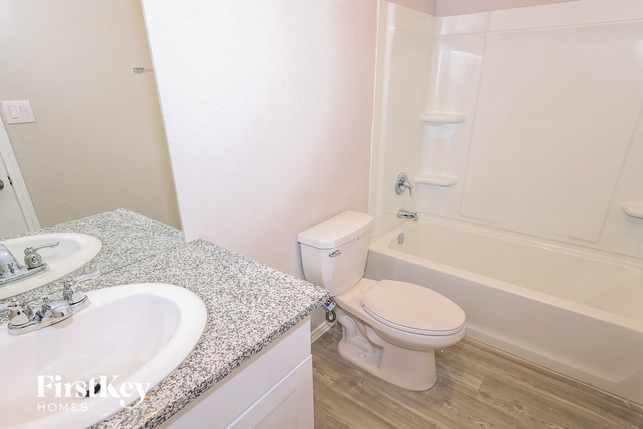 Building Photo - 1915 Morse Way