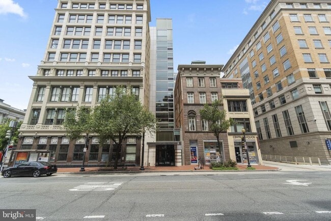 Building Photo - 675 E St NW