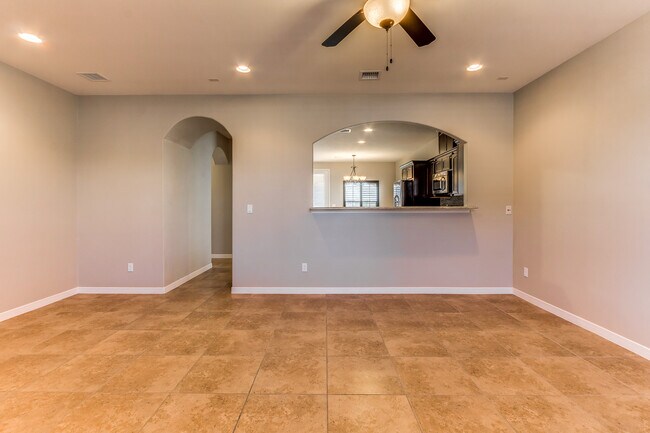 Building Photo - Home For Rent - Beautiful 4 Bedroom Home in Tierra Del Este Subdivision w/ Refrigerated Air!