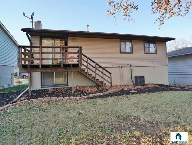 Building Photo - 4 Bedroom House for Rent