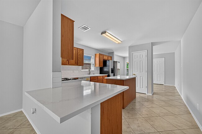 Building Photo - 7618 Village Mill Ln