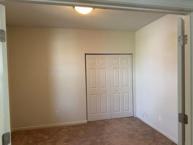 Building Photo - Reno Rental Finders - 9225 Sassafras Trail Reno, NV 89523