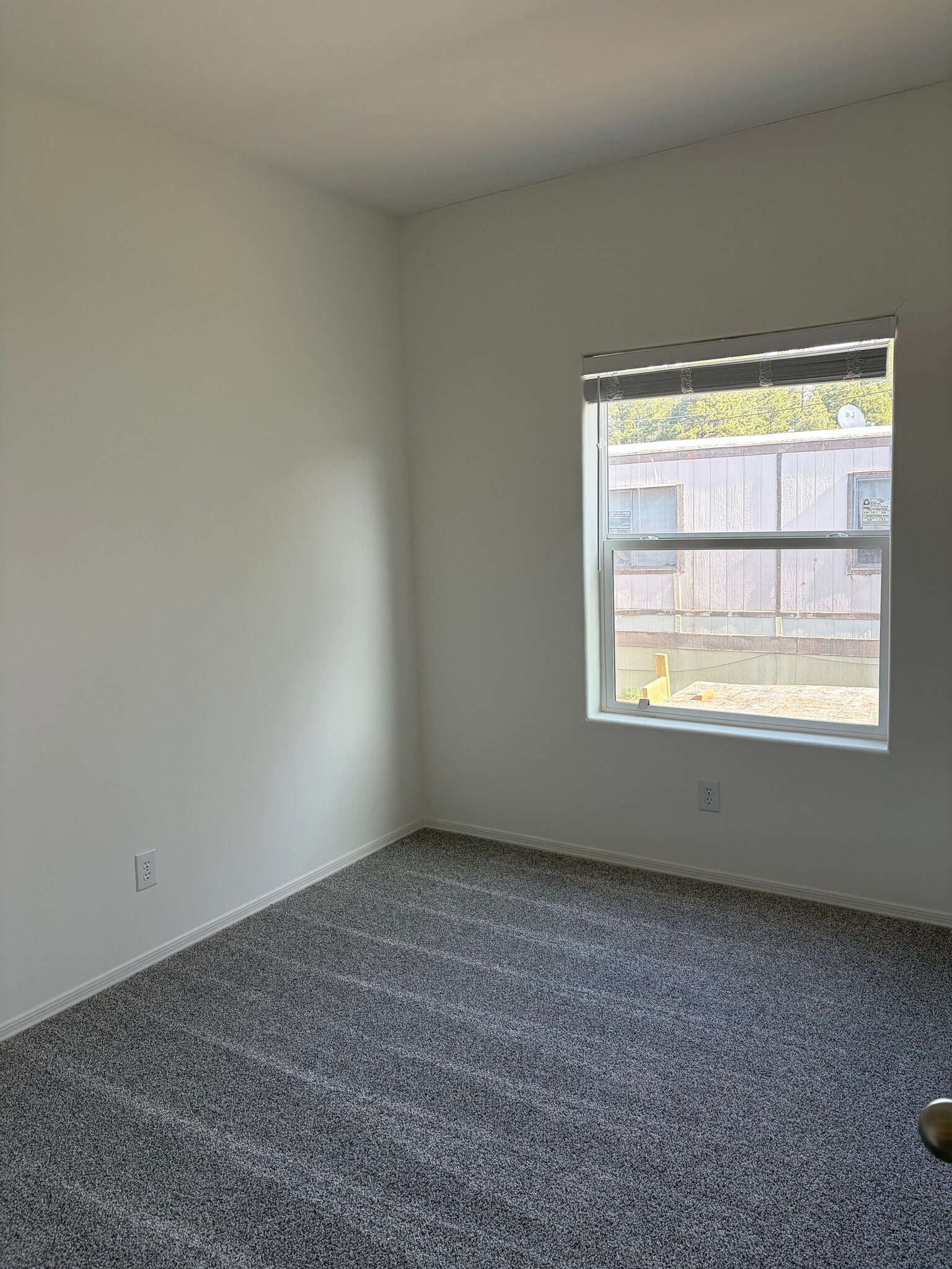 Building Photo - 2000 E Frontier Ave