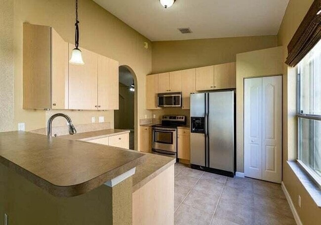 Building Photo - 6312 Spring Lake Terrace