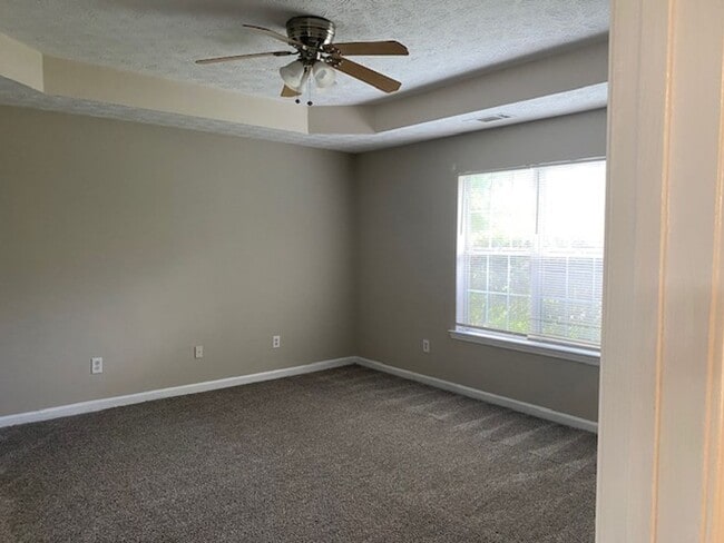 Building Photo - Ranch Style home in Locust Grove