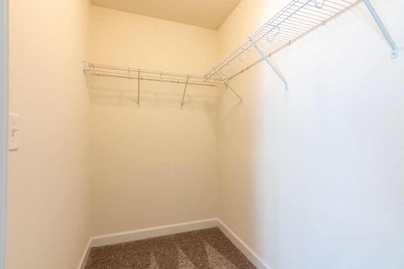 Building Photo - 1071 Balsam Ln