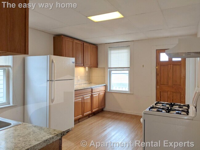 Building Photo - 104 Conwell Ave