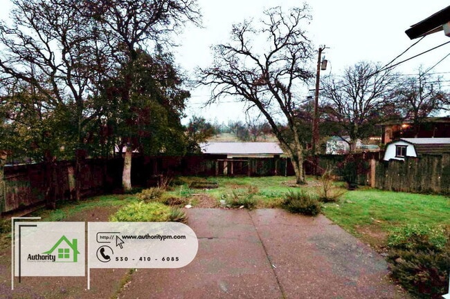 Building Photo - 1635 Mesa St