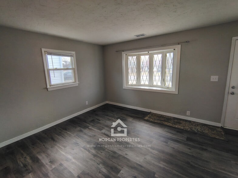 Building Photo - 318 Elva St