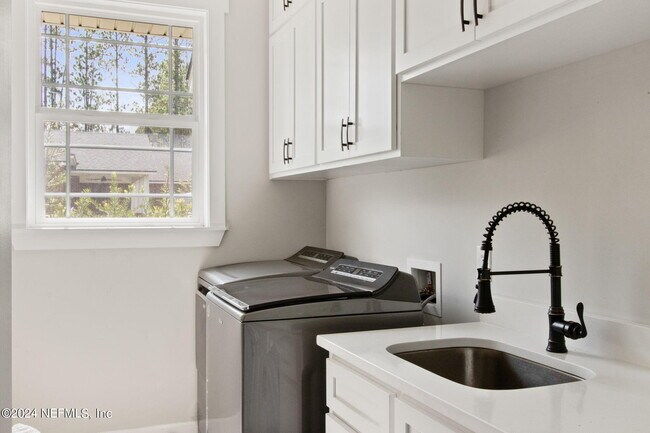 Building Photo - 7912 Odis Yarborough Rd