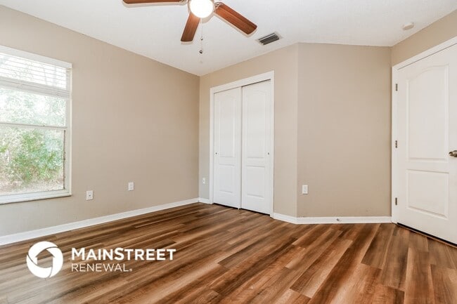 Building Photo - 3173 Parkhill Ave